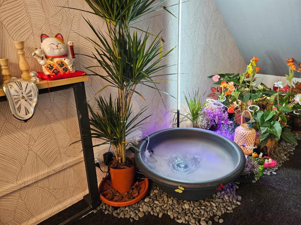 Le Melur Hotell George Town Eksteriør bilde